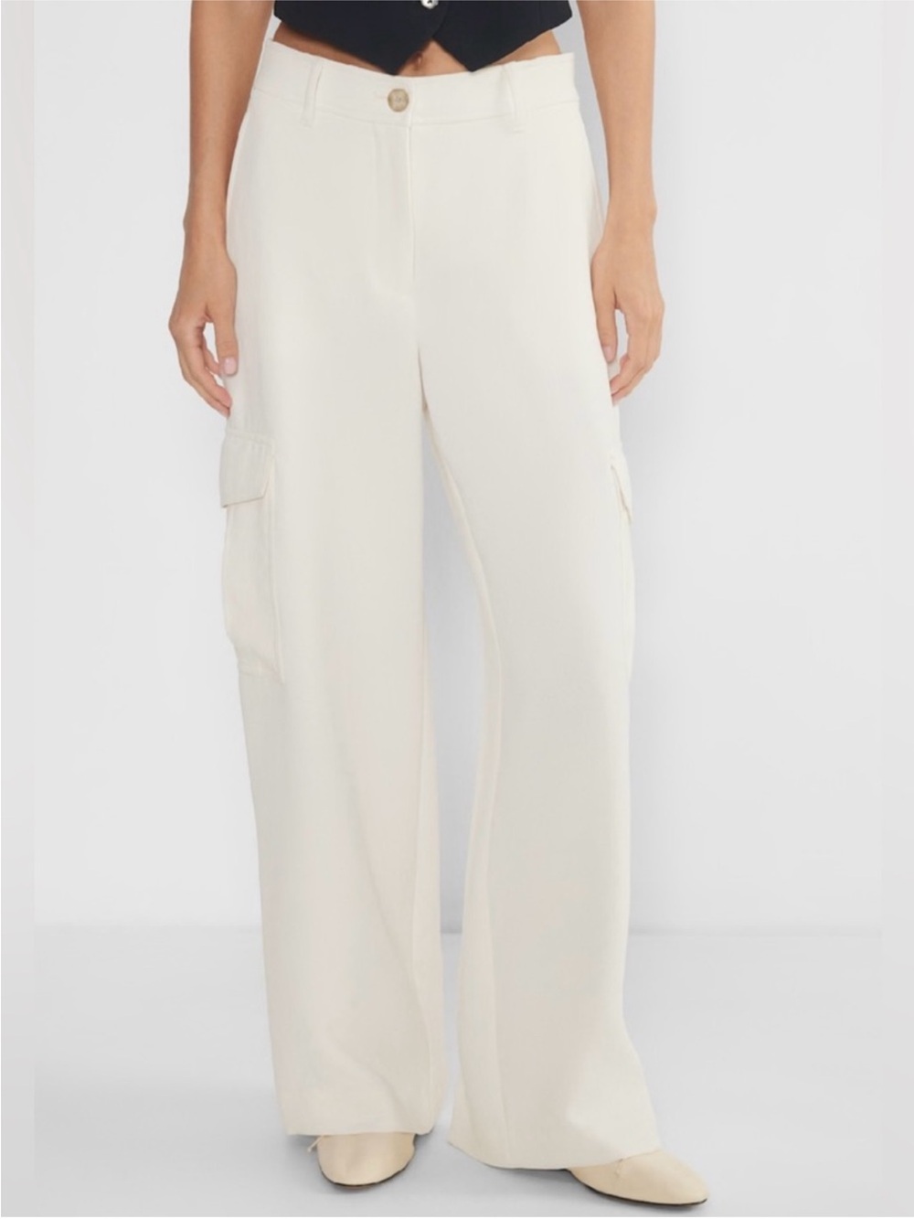 Aritzia Wilfred Bridger Cargo Pant in Birch